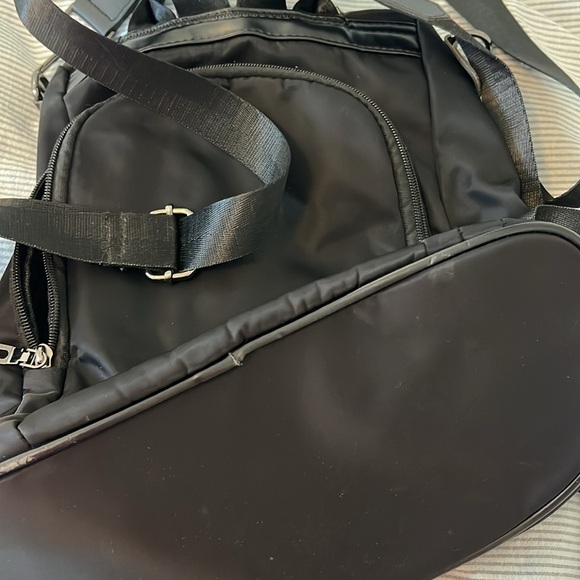 Theft protection black backpack - Picture 2 of 5